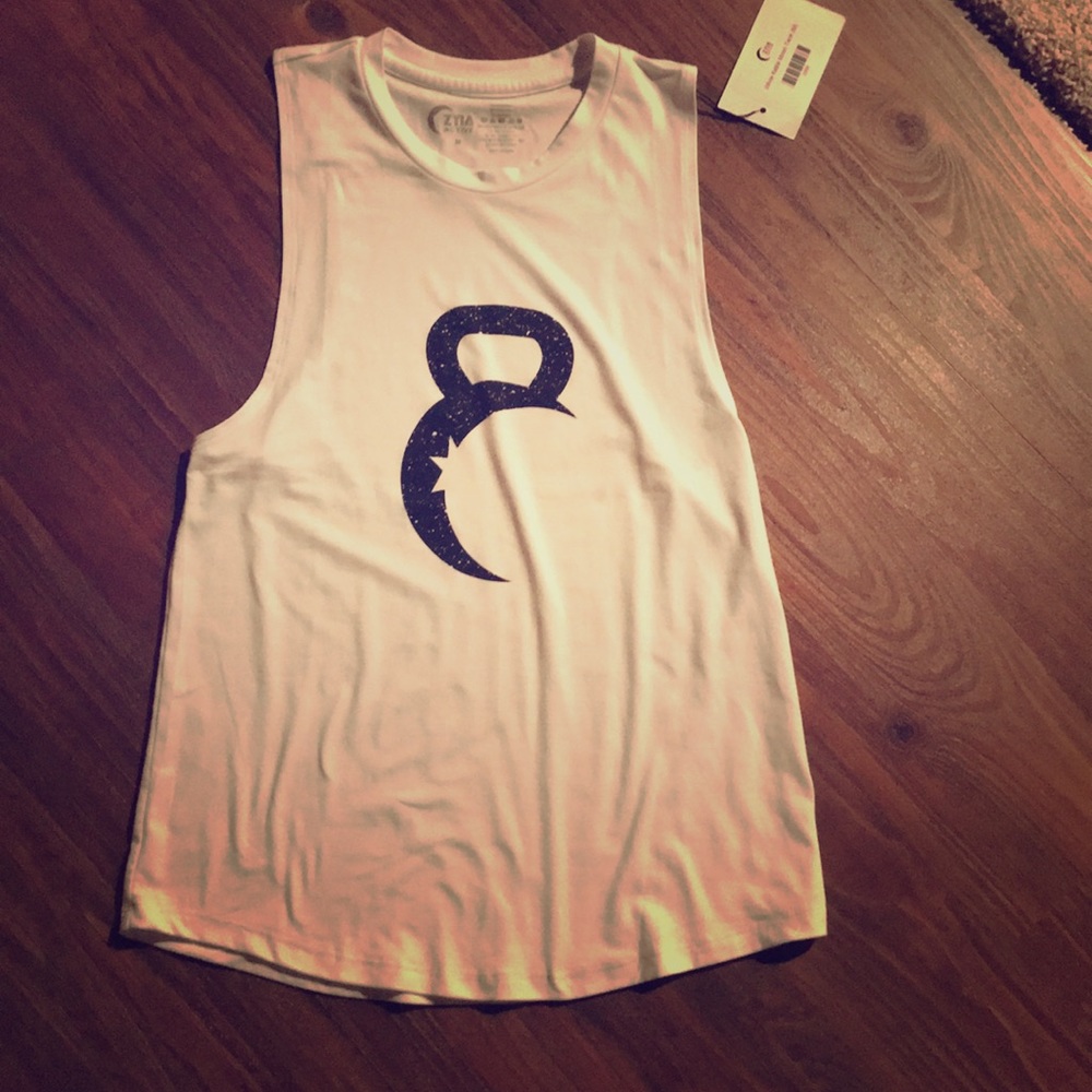 Zyia White Kettlemoon Tank
